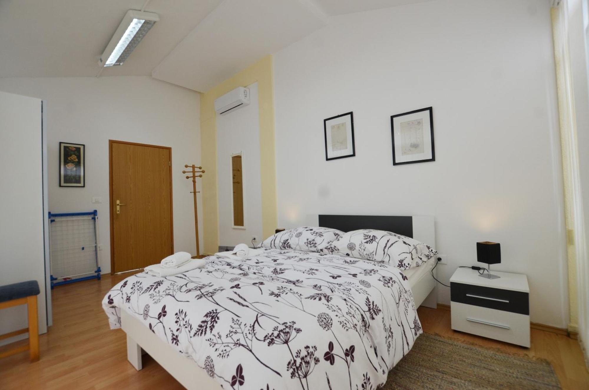 Zminj Apartments الغرفة الصورة