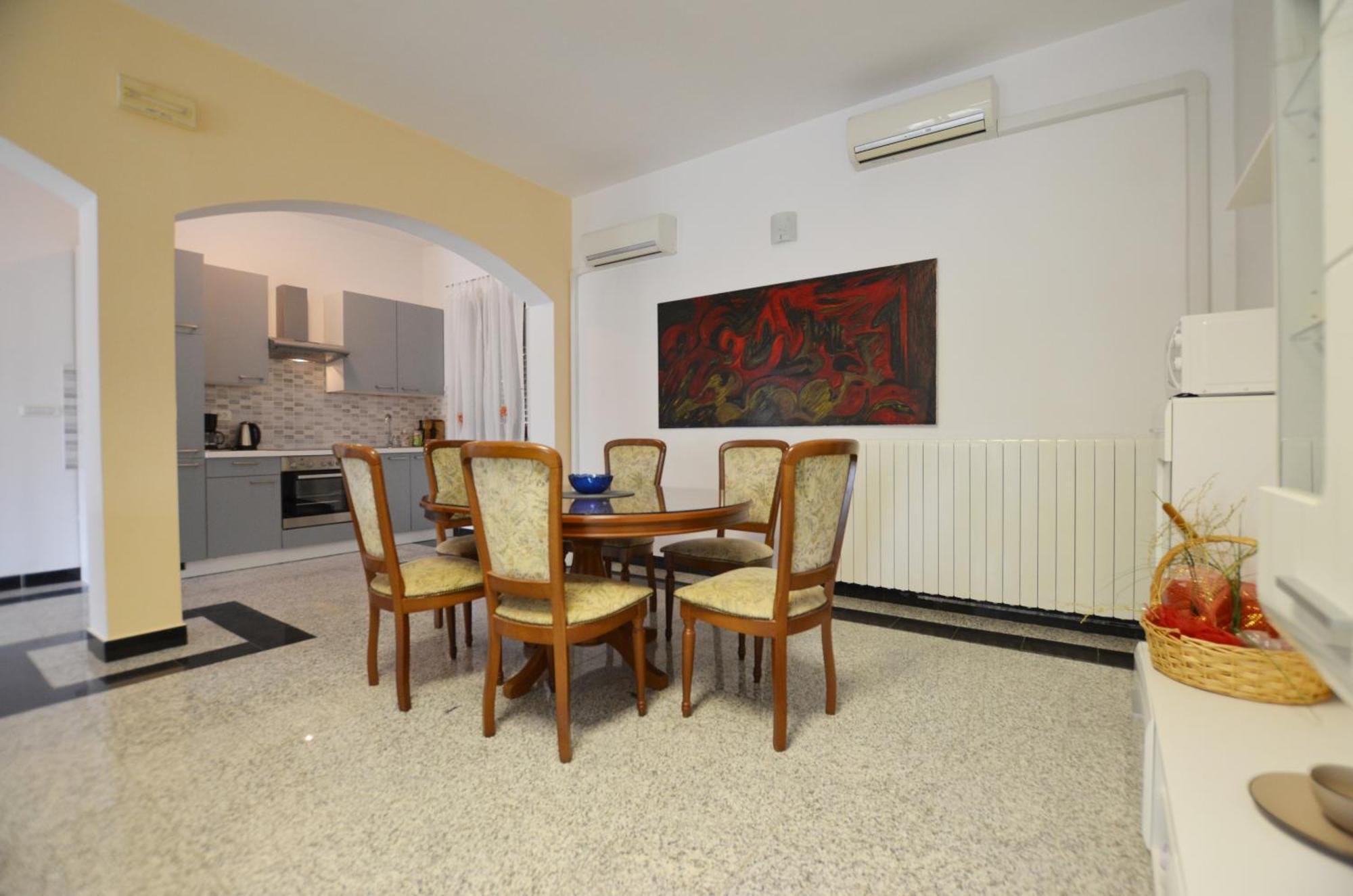 Zminj Apartments الغرفة الصورة
